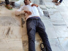 शराब के नशे में धुत्त होकर स्कूल पहुंचा शिक्षक, छात्रा की कॉपी पर लिखा नंबर, बोला- रात को.....