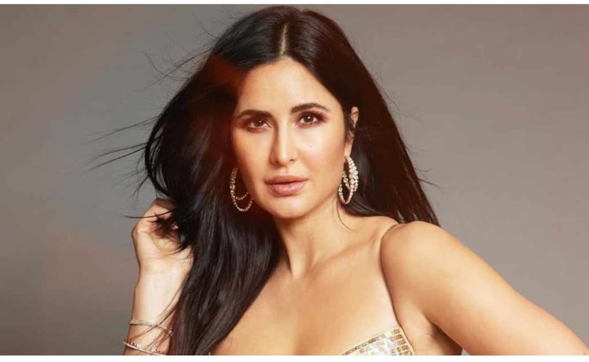 42 की उम्र, 22 जैसा ग्लो, कैटरीना कैफ से जाने क्या है उनकी खूबसूरती का राज