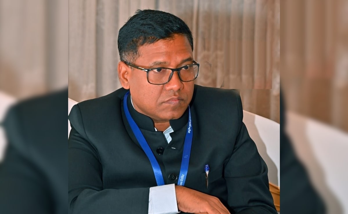 नीतीश सरकार में तीसरी बार मंत्री बन रहे संतोष सुमन कौन हैं?