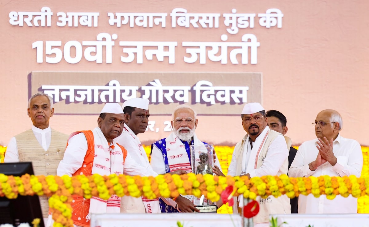 स्वतंत्रता आंदोलन में जनजातीय समाज के योगदान को भुला नहीं सकते: प्रधानमंत्री मोदी