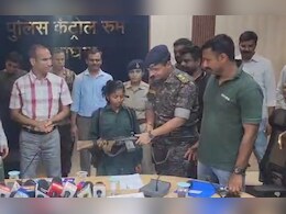 सुनीता का सरेंडर! 14 लाख की ईनामी नक्सली ने त्यागे हथियार, 19 की उम्र में थामा था माओवादियों का हाथ