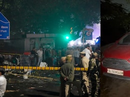 आखिर मिल गई लाल रंग की इकोस्‍पोर्ट कार, हरियाणा एक फार्महाउस में खड़ी थी