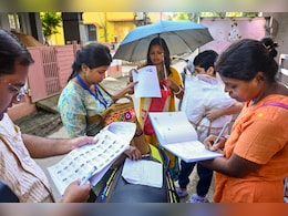 नीतीश कुमार Vs तेजस्वी यादव: महिला वोट जिसका, बिहार चुनाव 2025 उसका