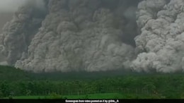 Hundreds Seek Refuge As Mount Semeru Erupts In Indonesia
