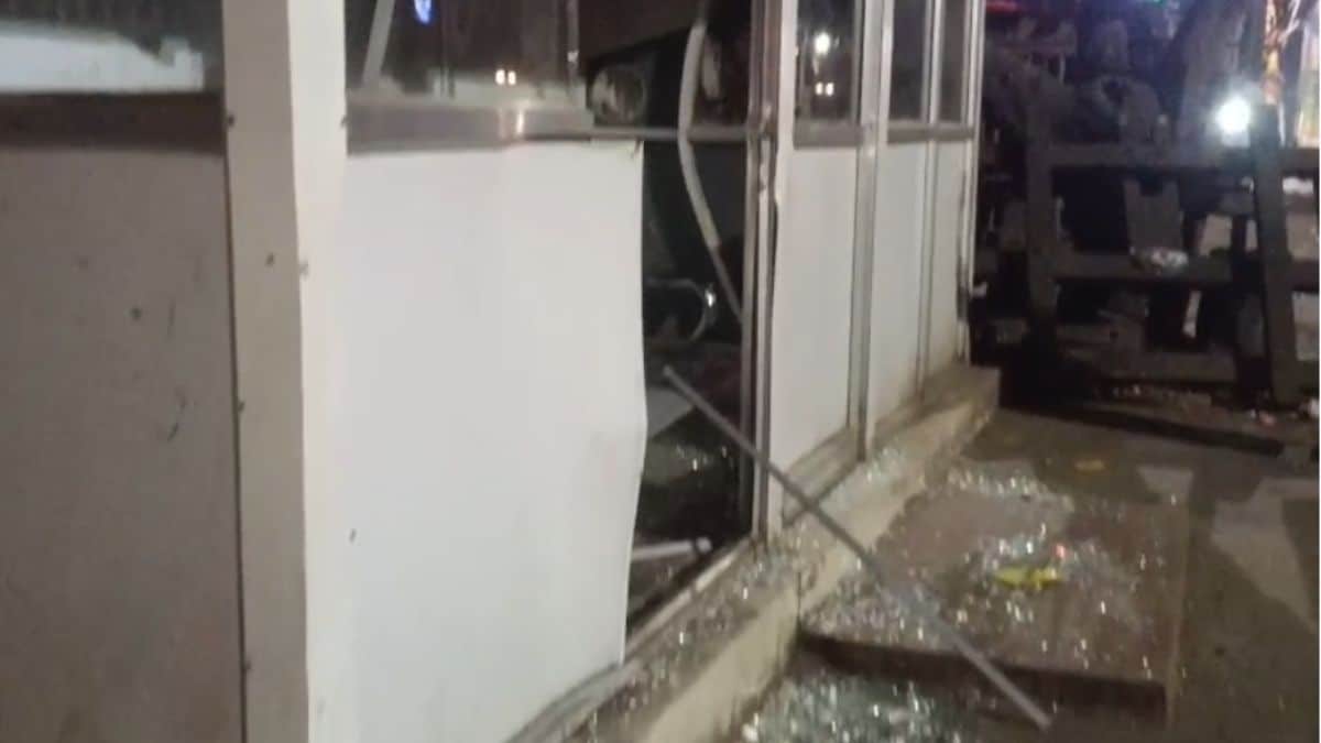 Violent Clashes Disrupt Kartik Puja Idol Immersion in West Bengal