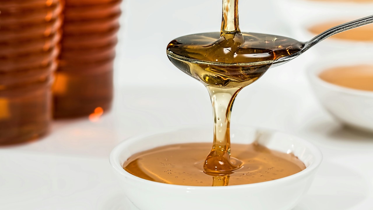 The Honey Temperature Rule: Why Heating Honey Destroys Its Benefits The Honey Temperature Rule: Why Heating Honey Destroys Its Benefits