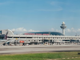 Travellers Flying Out Of Singapore To Be Charged "Green Fuel Levy" From Next Year