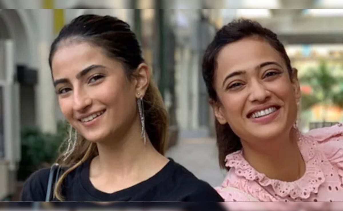 Shweta Tiwari Fitness Secrets: न जिम, न कुछ... फिर भी फिट, श्वेता तिवारी की बेटी पलक ने बताया राज