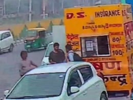 दिल्ली ब्लास्ट: i20 कार में सवार थे 3 लोग, नया CCTV फुटेज आया सामने
