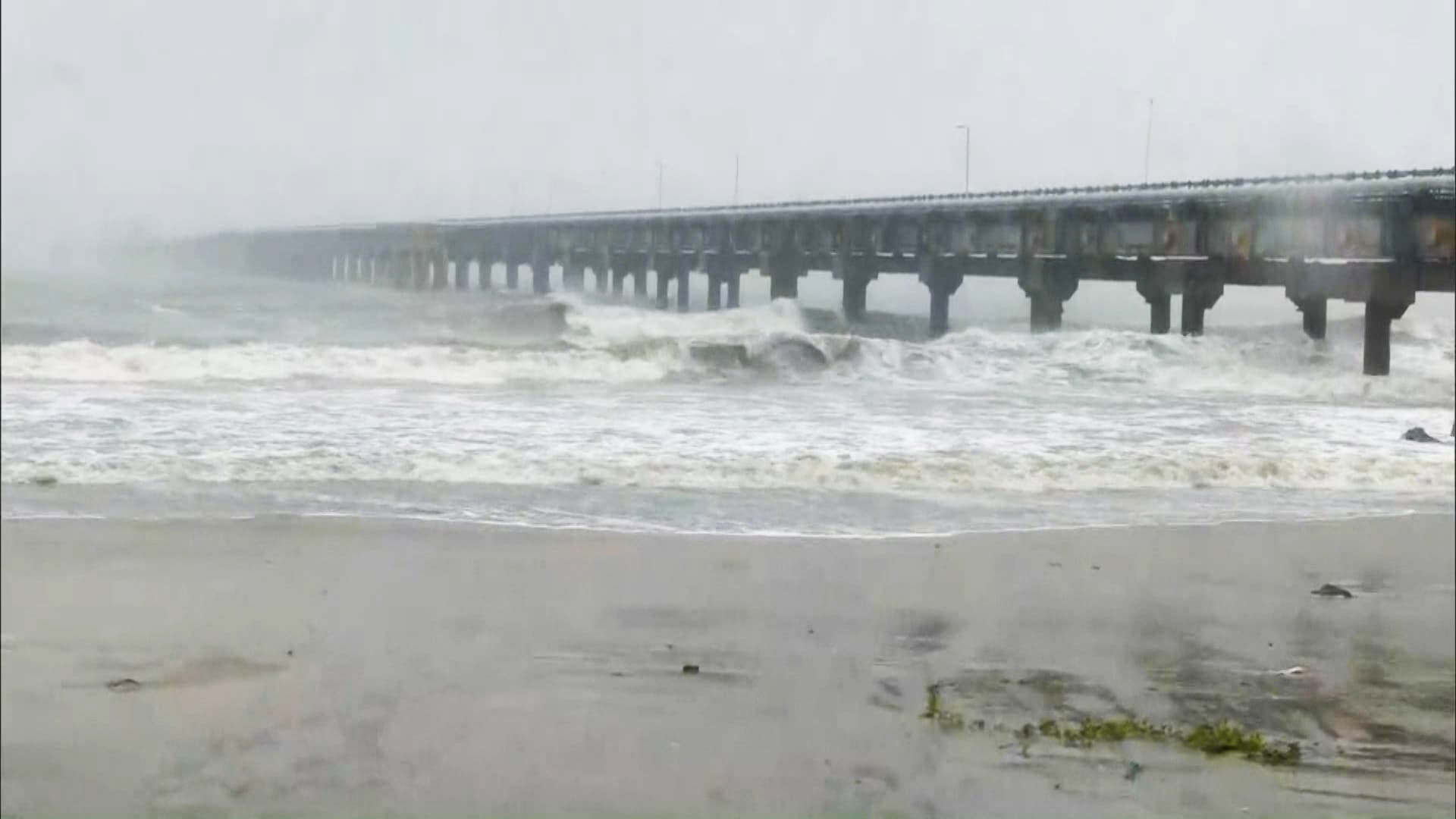 Cyclone Ditwah Nears Coast; Tamil Nadu, Andhra, Puducherry On Red Alert