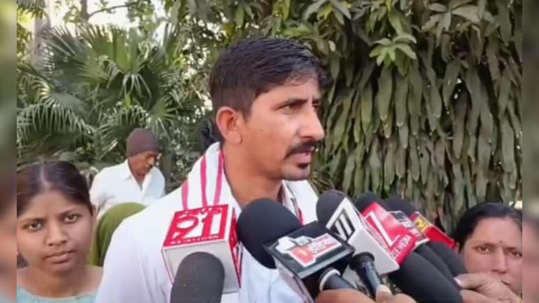 Rajasthan News: उदयपुर के बालीचा में UDA ने एक ही दिन में गिराए 70 घर, राजकुमार रोत ने किया विरोध 