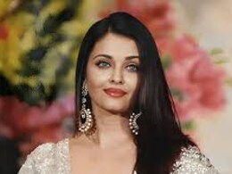 ऐश्वर्या राय की खूबसूरती का ये है राज, सुबह 5.30 पर उठ कर होती है एक्ट्रेस की दिनचर्या शुरू, फिटनेश से लेकर डाइट तक...