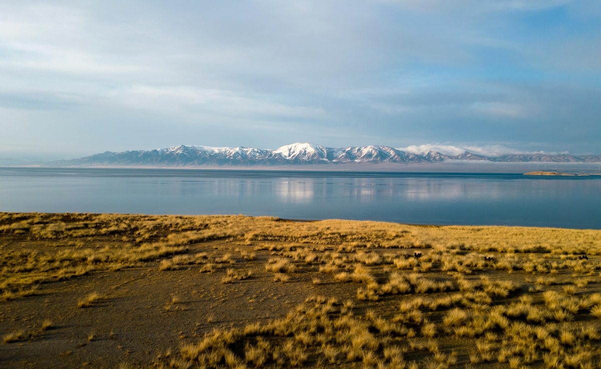 Kazakhstan offers beautiful landscapes. Kazakhstan offers beautiful landscapes.