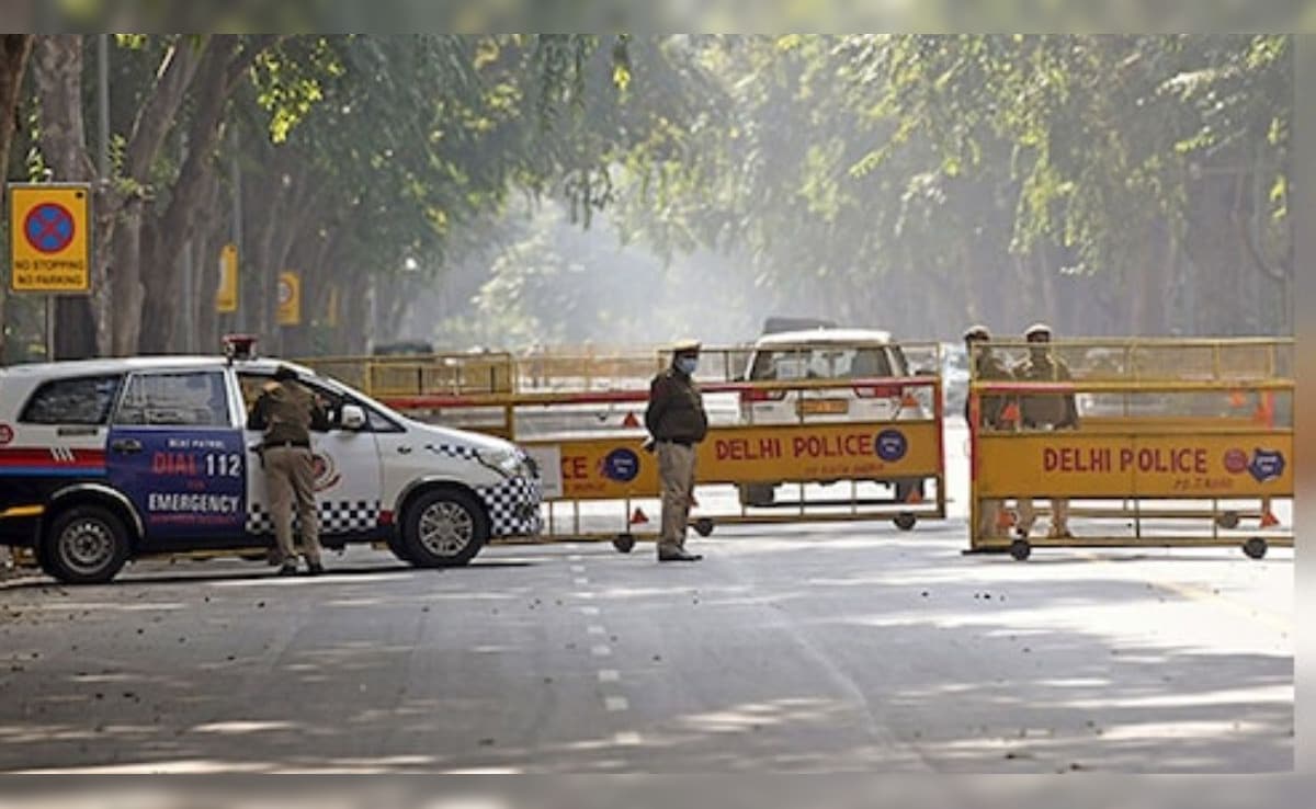 दिल्ली : 69 गोलियां चलाने वाले आरोपियों का एनकाउंटर