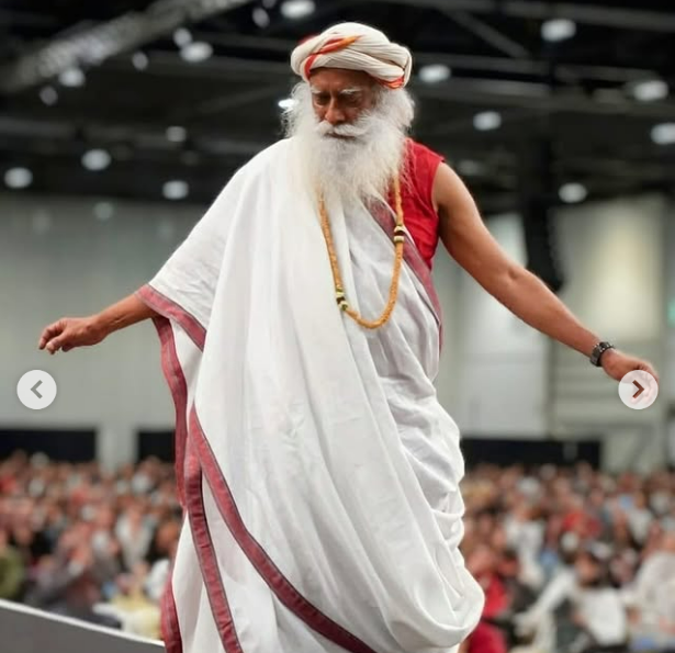 Sadhguru Reveals the Right Way to Store and Drink Water