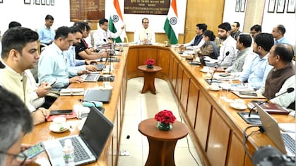 बीमा कंपनियां किसानों को थमा रही थी 1, 3 और 5 रुपये का क्लेम, भड़के शिवराज सिंह ने किया ये बड़ा ऐलान