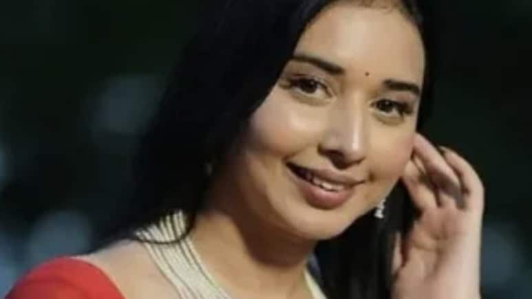 बिग बॉस के वीकेंड का वार के लिए कैसे होती है तैयारी, हर हफ्ते भेजे जाते हैं डिजाइनर कपड़े! देखें वीडियो