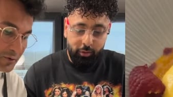 Rapper Badshah Joins Chef Vikas Khanna In Kitchen, Plates Lovely Dessert