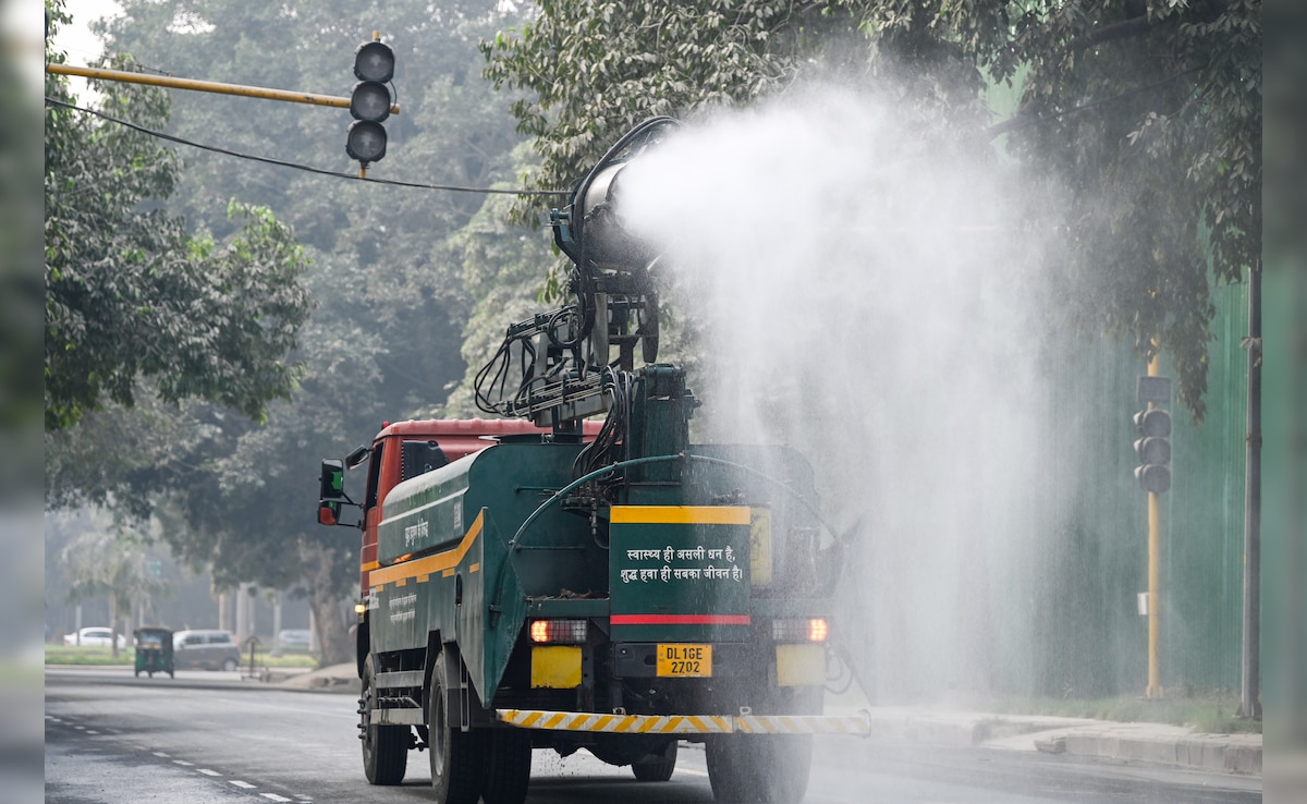 वाहनों की GPS ट्रैकिंग, कर्मचारियों की डबल शिफ्ट... पॉल्यूशन कंट्रोल के लिए दिल्ली सरकार के नए निर्देश