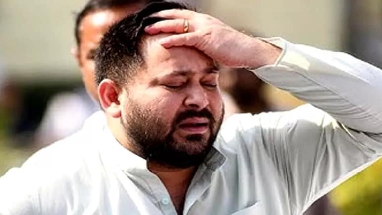 चारदीवारी की लड़ाई अब सड़क तक आई… राबड़ी आवास पर RJD समर्थकों का हंगामा आखिर किस ओर इशारा करता है?