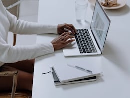 Viral Reddit Post Sparks Debate On How Indian And Japanese Bosses Handle Leave Requests