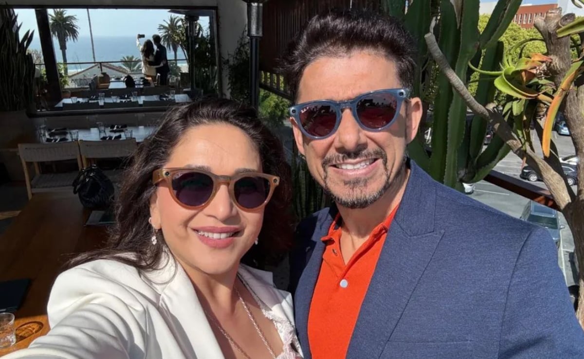 Inside Madhuri Dixit's Date With Husband At Chef Vikas Khanna's 'Bungalow'