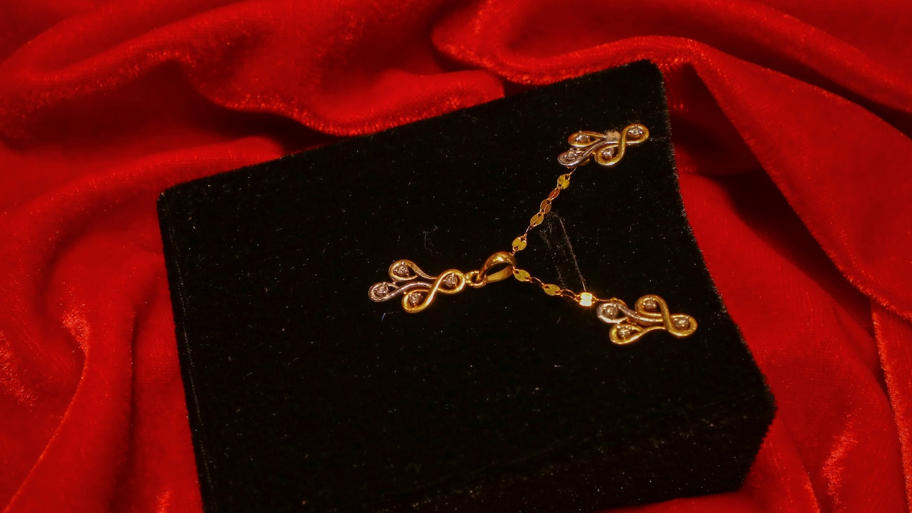 Can Jewellery Organisers Prevent Tarnish? The Science Behind It Can Jewellery Organisers Prevent Tarnish? The Science Behind It