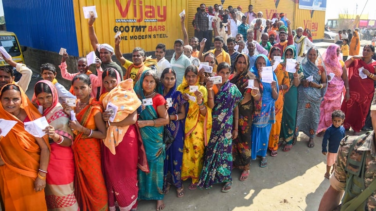 जाति और आरक्षण बीती बातें, अब लाभार्थी, विकास, रोजगार पर वोटिंग, क्या कह रहा बिहार का वोटर टर्नआउट?