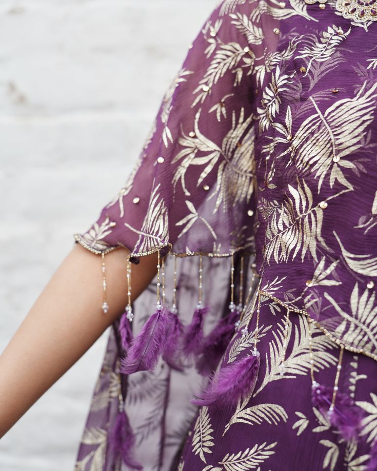 Foil Prints are now seen as a tacky and are mostly avoided by new brides