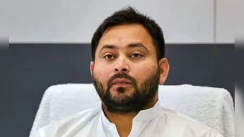 यादव टूटे, मुस्लिम रूठे... अचानक अर्श से फर्श पर पहुंचे तेजस्वी, जानें कैसे हुआ इतना बड़ा खेला?