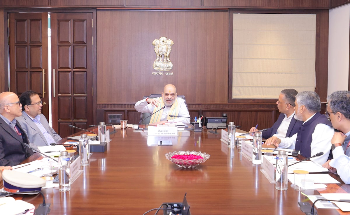 एक-एक आरोपी... दिल्ली ब्लास्ट पर एक्शन में अमित शाह; सुरक्षा अधिकारियों को दिए ये सख्त निर्देश