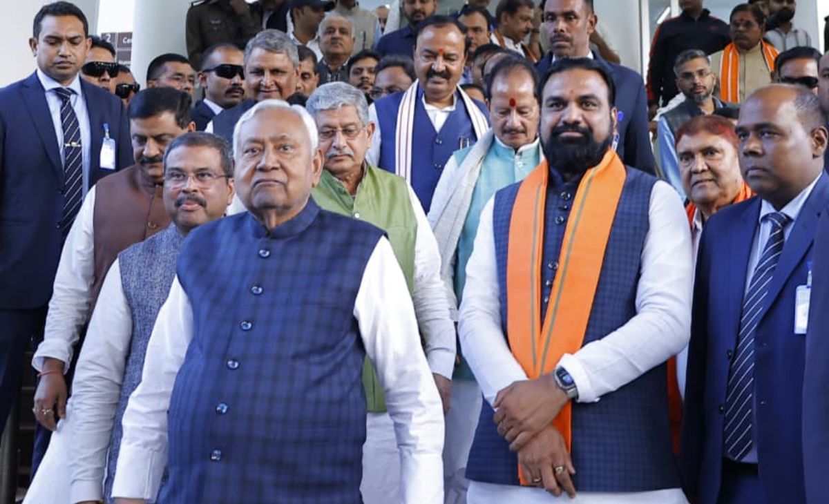 9 सवर्ण, 5 दलित... नीतीश के शपथ से पहले जान लीजिए कैबिनेट में किस-किसको मिल सकती है जगह