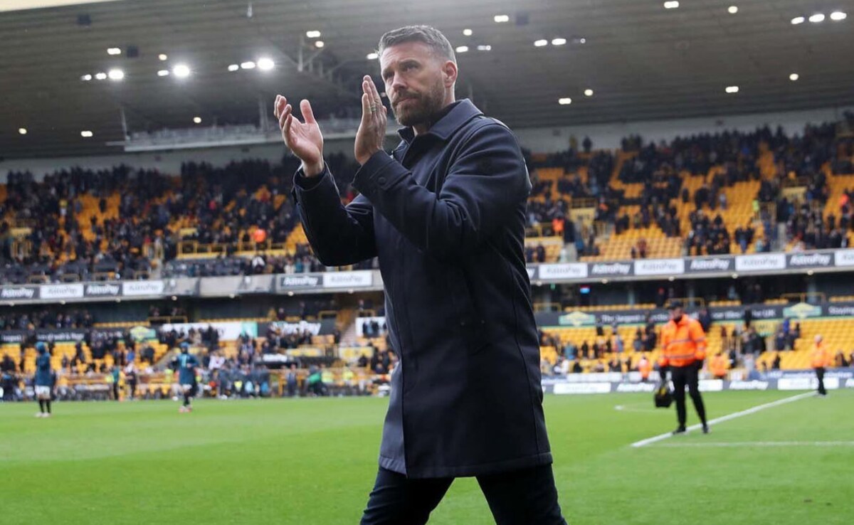 Wolverhampton Wanderers, Winless And Last In Premier League, Hire Rob Edwards As Manager
