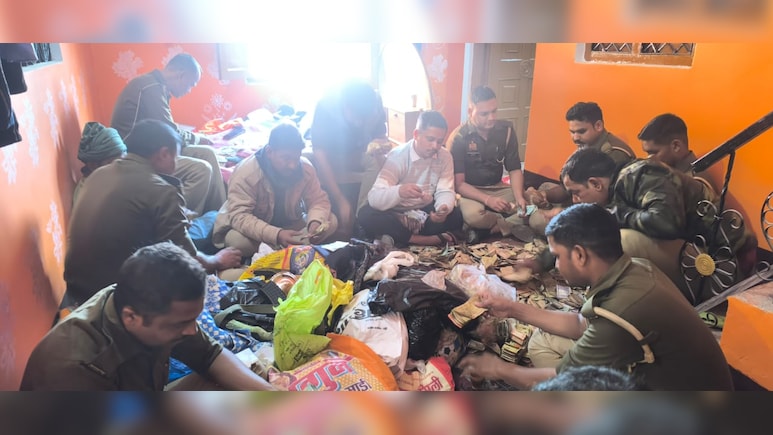 नोट गिनने में लगे 22 घंटे, ड्रग्स का भी जखीरा बरामद, यूपी में ड्रग्स माफिया पर बड़ी कार्रवाई