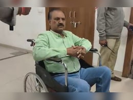 एमपी में SIR टीम पर हमला! वोटर लिस्ट अपडेट करने गई टीम को ग्रामीणों ने मारे पत्थर; नायब तहसीलदार और BLO घायल