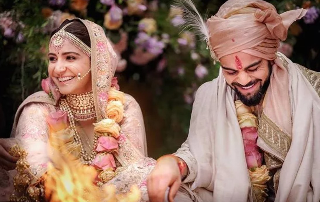 विराट कोहली और अनुष्का शर्मा की लव स्टोरी, 12 साल पहले पहली बार कैसे मिले थे एक खिलाड़ी एक हसीना?