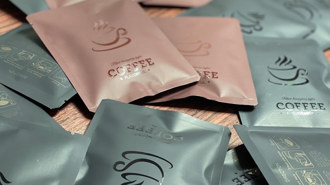 Instant Coffee Sachets With Milk And Sugar