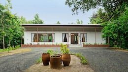 In Bandhavgarh, Tiger Encounters Meet A Thousand Memories In A New Luxury Retreat