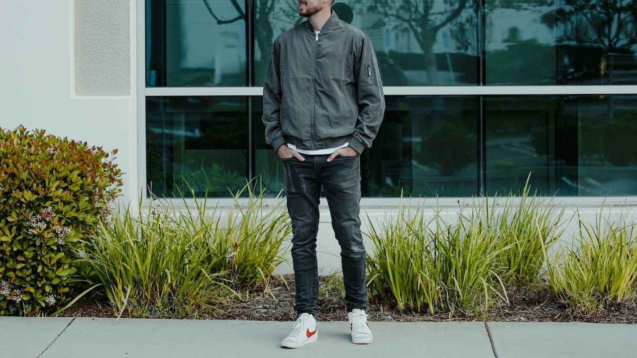 Moisture-Wicking T-Shirts Buying Guide: Stay Cool, Dry All Day Moisture-Wicking T-Shirts Buying Guide: Stay Cool, Dry All Day