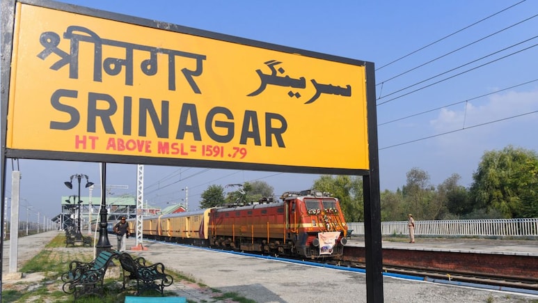 रेलवे ने दी गुड न्‍यूज: जम्‍मू से श्रीनगर तक ट्रेन इस तारीख से, क्‍या वंदे भारत भी चलाई जाएगी? पूरा अपडेट यहां