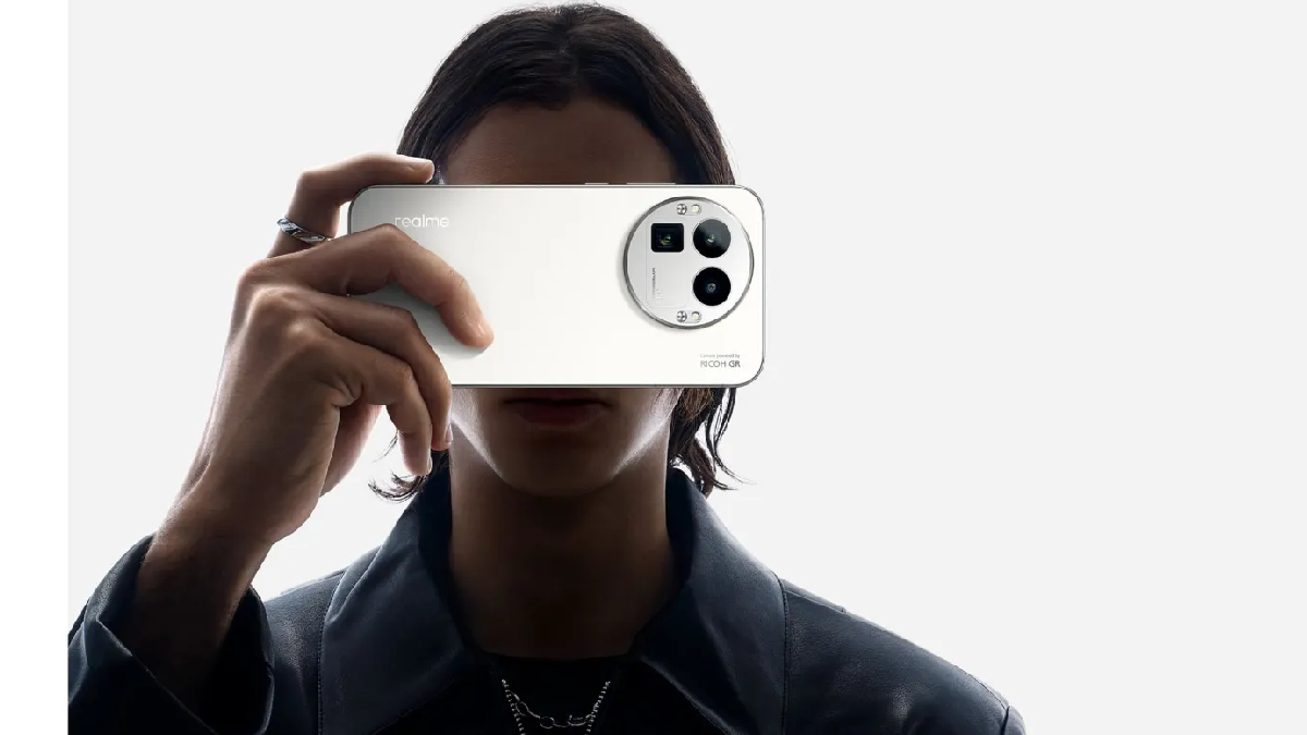 Realme GT 8 Pro आज भारत में होगा लॉन्च, 7000mAh बैटरी, 120W फास्ट चार्जिंग, जानें सबकुछ