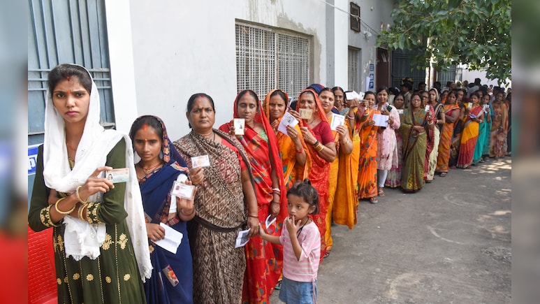 बिहार में वोटिंग ने तोड़े सारे रिकॉर्ड! आजादी से अब तक जानिए कब कितना हुआ मतदान