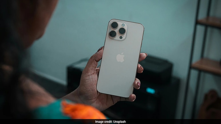 IPL Match Theft Racket Busted In Bengaluru, 75 Phones Recovered