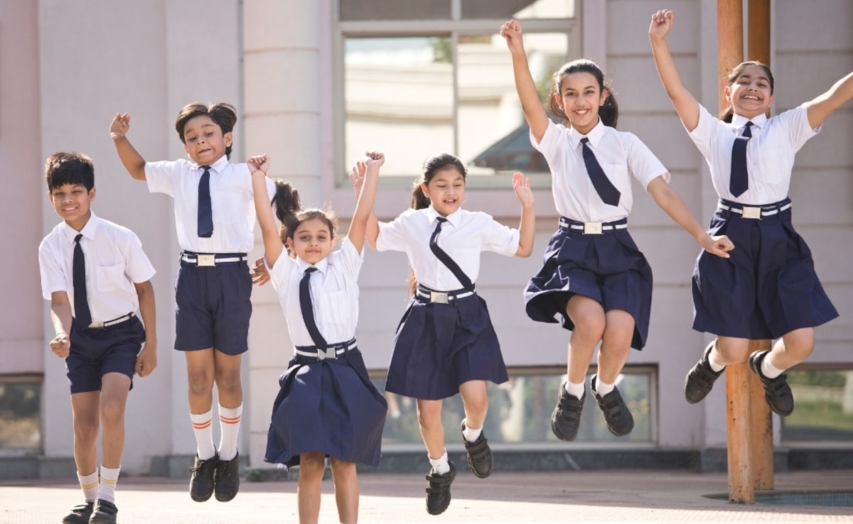 30 Lakh Adolescent Girls Out of School in 5 Years; Gujarat Records 341% Spike in Dropouts