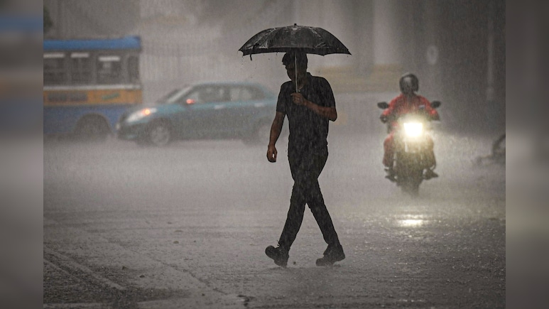 देश के इन 3 राज्यों में आज होगी मूसलाधार बारिश, जानें क्या है दिल्ली और उत्तराखंड के मौसम का हाल