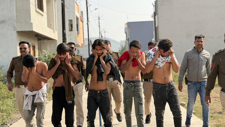 भोपाल मैजिक कैफे: तोड़फोड़ करने वालों की 24 घंटे में न‍िकली हेकड़ी, CCTV फुटेज कांप उठेगी रूह