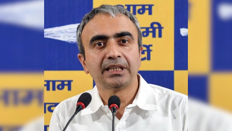 लाडो लक्ष्मी योजना की पहली किस्त को लेकर AAP ने उठाए सवाल, BJP पर लगाया धोखा देने का आरोप लाडो लक्ष्मी योजना की पहली किस्त को लेकर AAP ने उठाए सवाल, BJP पर लगाया धोखा देने का आरोप