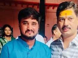 Akola News : धनंजय मुंडेंच्या जवळच्या व्यक्तीनं रेल्वेसमोर उडी मारत दिला जीव, अकोल्यात खळबळ! कारण काय?