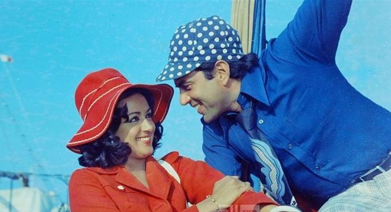 धर्मेंद्र और हेमा मालिनी की 9 रोमांटिक तस्वीरें, हर एक फोटो में दिखेगा बेपनाह प्यार, कुछ ऐसी थी 'ही-मैन' और 'ड्रीम गर्ल' की लव स्टोरी