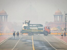 Delhi NCR Weather: दिल्ली में हर दिन बढ़ रही ठंड, कब आ रही है शीत लहर?
